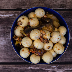 لبنة مع المكدوس